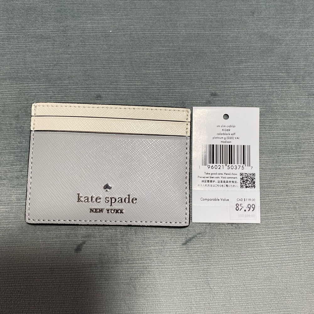 kate spade Two-Tone Gray and Cream Card Holder